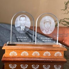 Ảnh Thờ Pha Lê Đôi Khắc 3D - KT024 - Cao 17cm