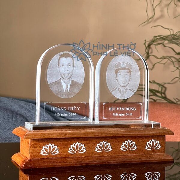 Ảnh Thờ Pha Lê Đôi Khắc 3D - KT024 - Cao 17cm