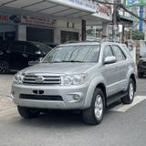  Toyota Fortuner G Sản Xuất 2010 - Động Cơ 2.5MT 