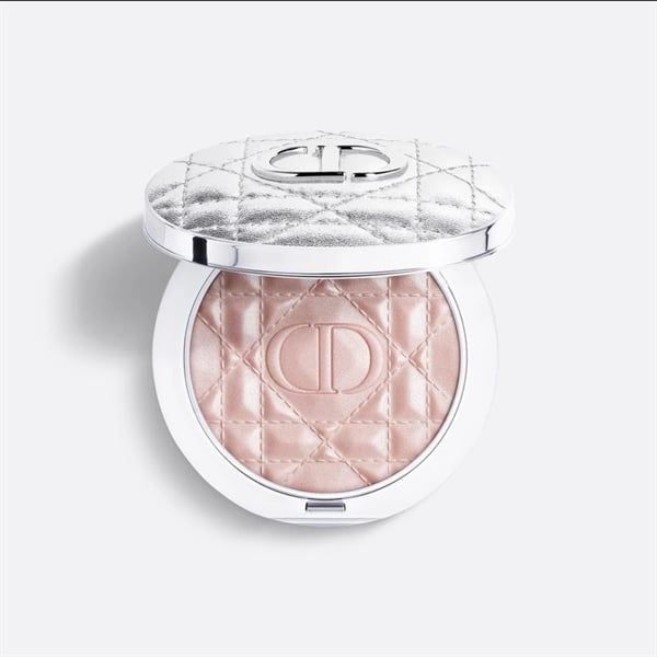  DIOR Highlight Forever Glow Luminizer 