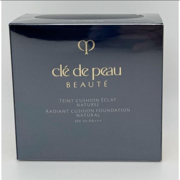  CLE DE PEAU Beaute Cushion (+ 1 Vỏ Hộp Đựng Cushion 729238214262 ) 