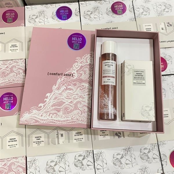  Set Comfort Zone Revitalizing Tonic 200ml + Premium Cotton Pads 80 Miếng 