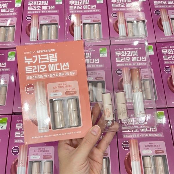  Set Son Romand Glasting Melting Balm + Color Lip Matte Mini (05 Nougat Sand + 00 Lip Matte mini + 01 Teddy Beige mini) 