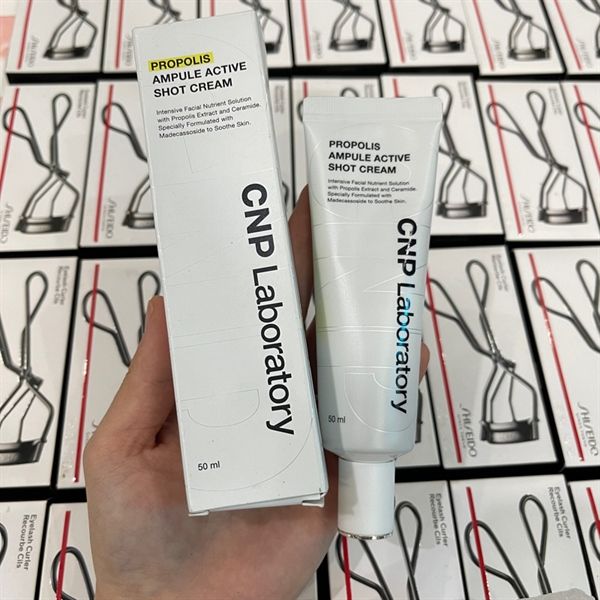  Kem Dưỡng Keo Ong CNP Laboratory 50ml 