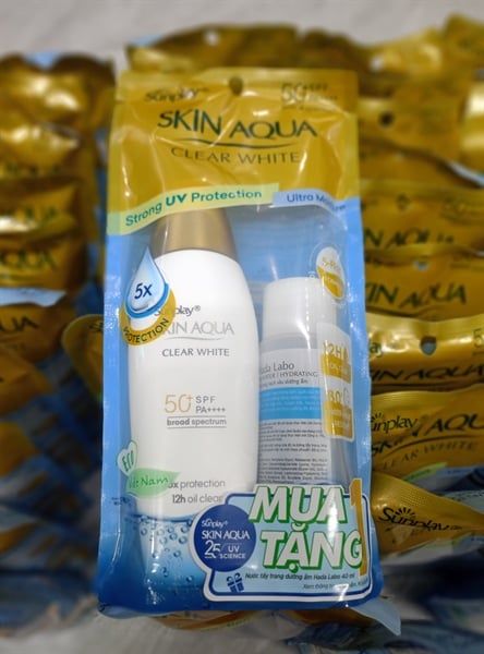  SKIN AQUA Clear White UV SPF 50+ PA++++ Kem Chống Nắng 55g - Tặng 1 Hada Labo 40ml 
