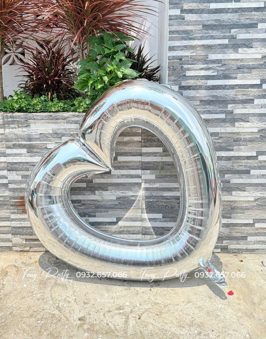  Bóng kiếng Trái Tim Rỗng 