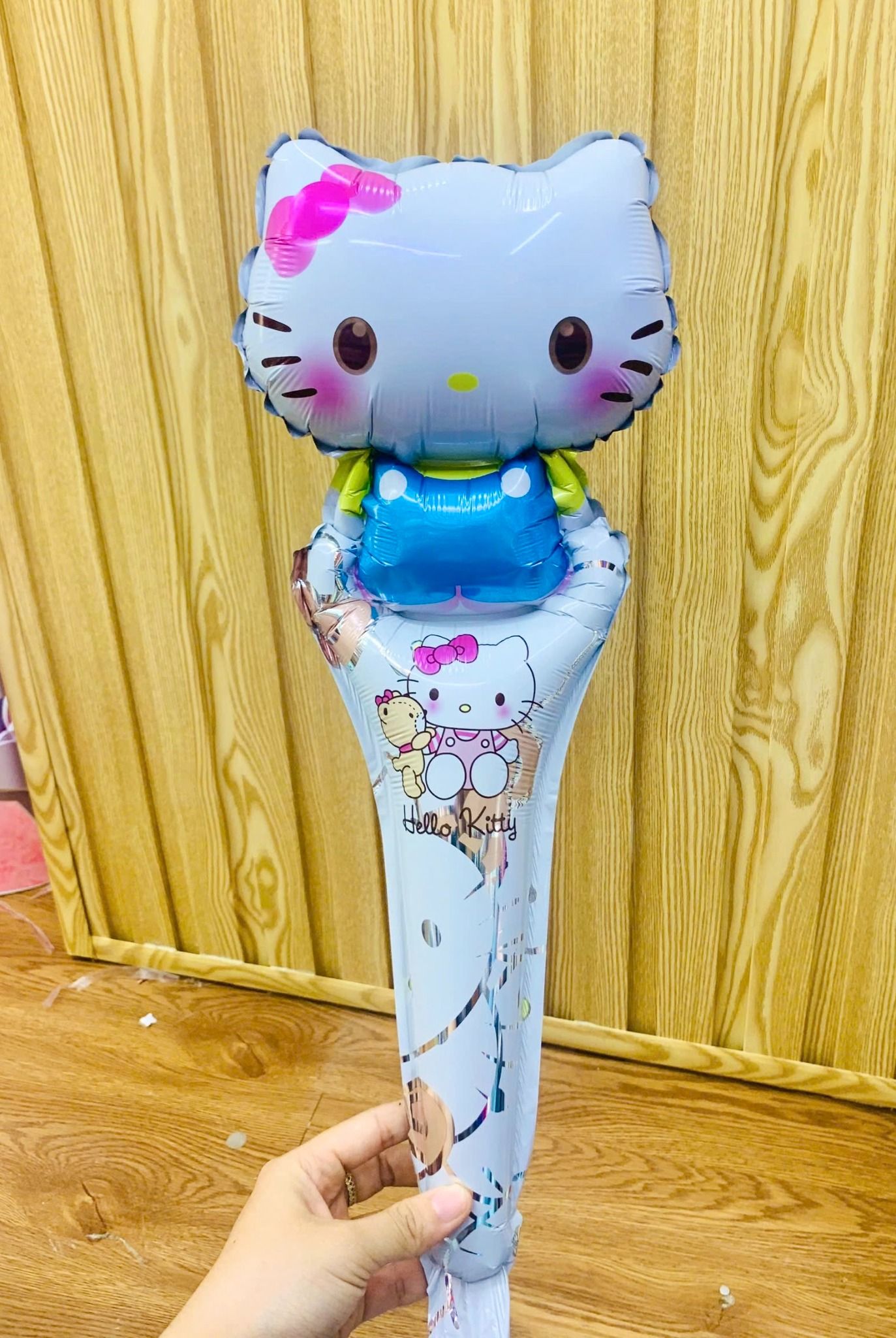 Bóng Kiếng Cầm Tay 