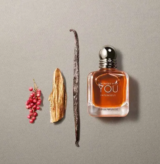 Giorgio Armani Emporio Stronger With You Intensely Eau de Parfum: La Esencia de la Masculinidad Moderna - LEBEAUPARFUM+STRONGER+SAUVAGELIXIR+PERFU