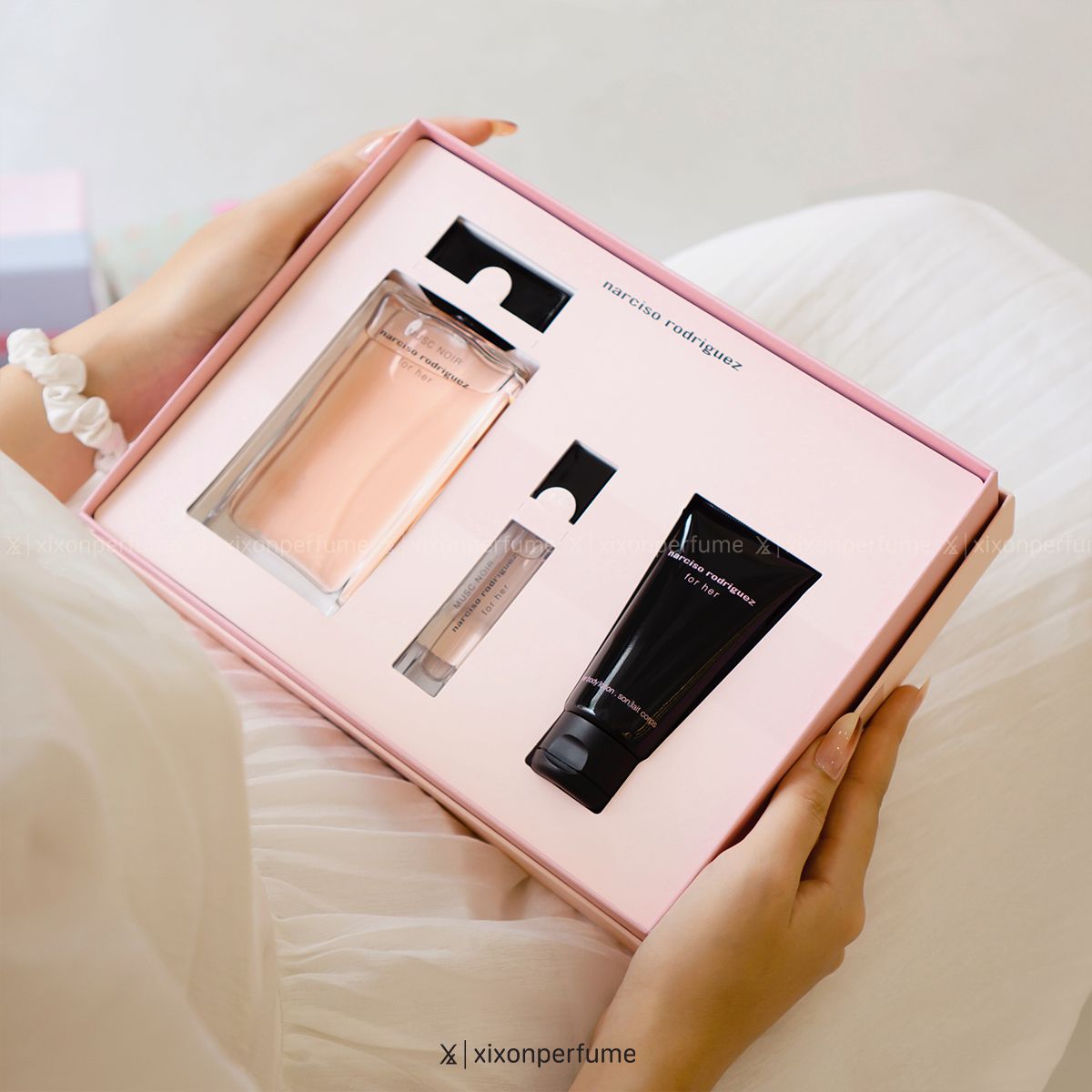 Gift Set Nước Hoa Nữ Narciso Rodriguez Musc Noir For Her EDP (Nước