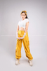  Outfit Phối Sẵn - (HQN0301 Quần Dài Vàng Nắp Túi Hộp Ngang Phối Dây phối Áo Croptop Khóa Quần) 