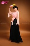  Yếm Lụa Hồng Truyền Thống TYK0503  Khoác Tơ Hồng Phấn TTK0501 Phối Quần Váy Đen TQV0102 
