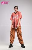  Outfit Phối Sẵn - (HQR1001 Quần Jogger Thụng Ống Rộng Túi Hộp Nâu phối HAB1001 Áo Bóng Chày Sọc Sand Màu Nâu) 