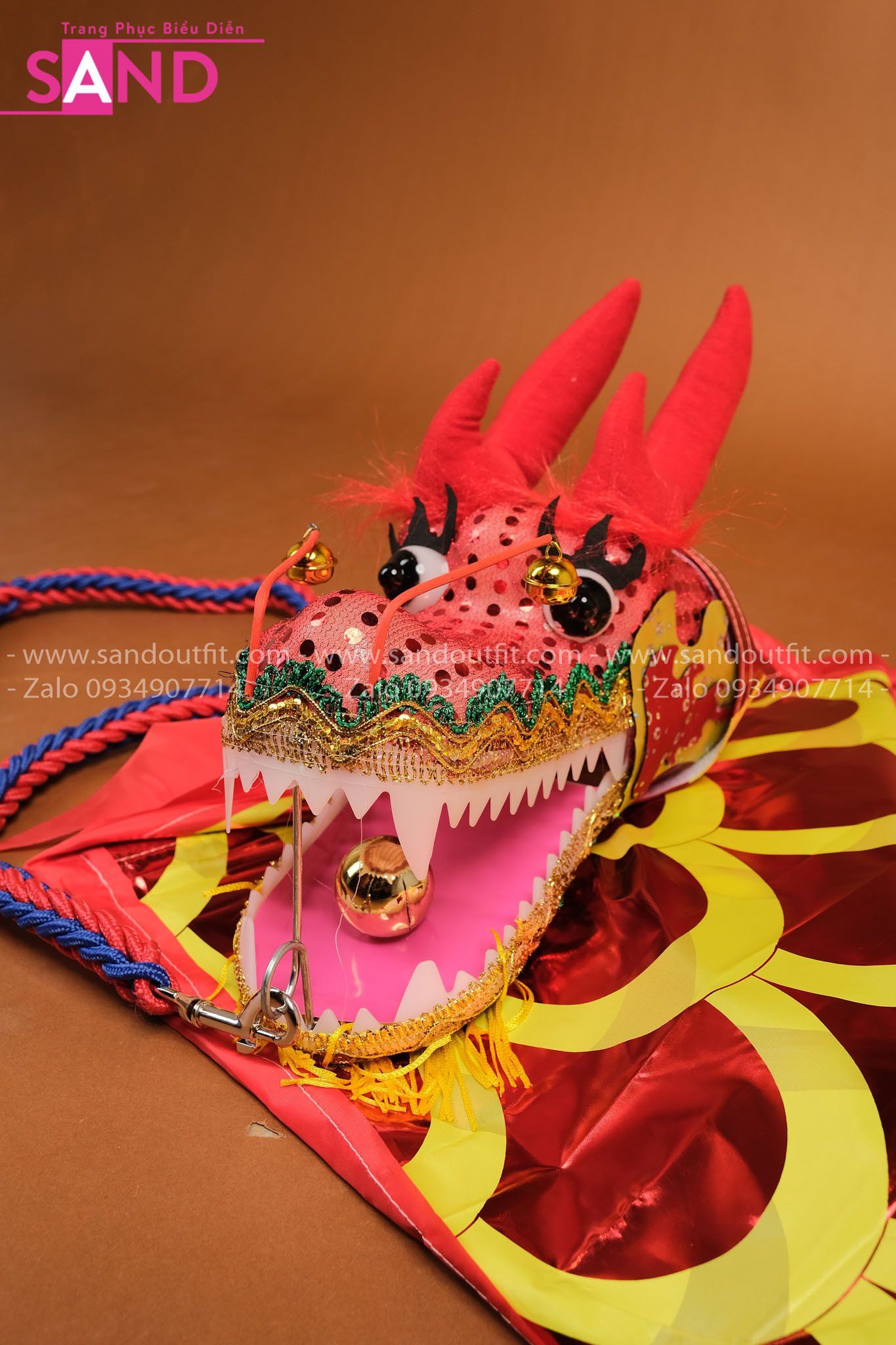 DKK0411 Cờ Rồng Đỏ 