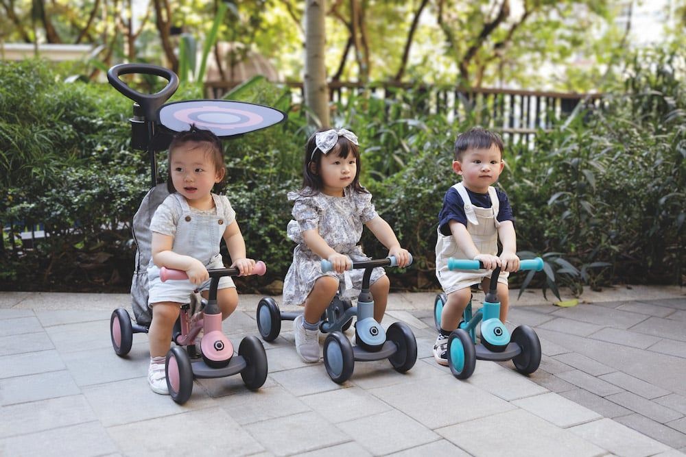  Xe thăng bằng 4 bánh Globber Learning Bike Deluxe 3 in 1 (1 – 3 tuổi) 