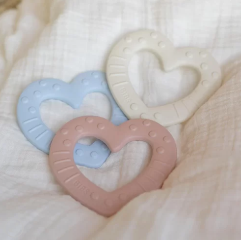  Gặm Nướu Hình Trái Tim BIBS Baby Bitie Hear 