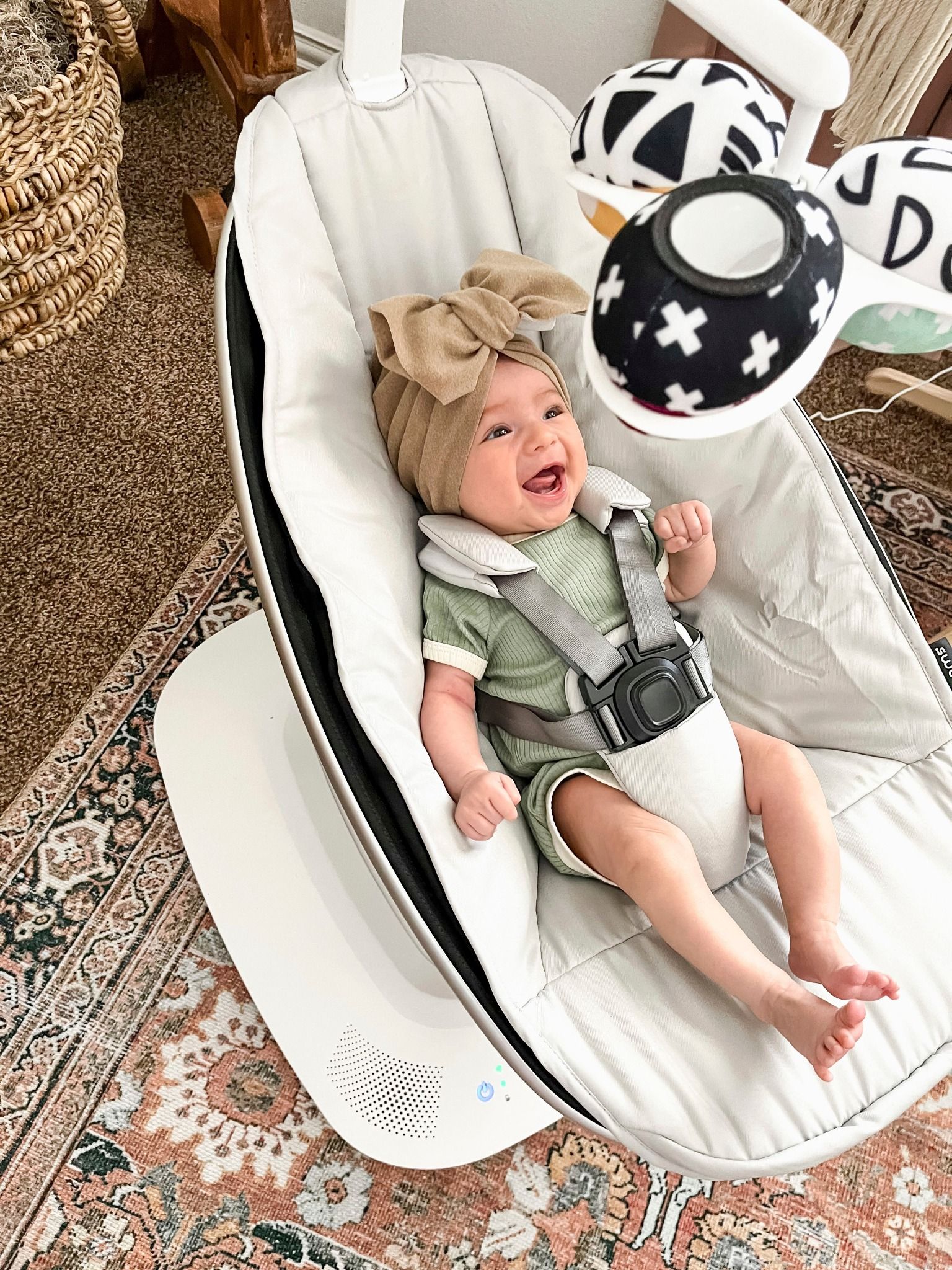  Nôi Đưa 4Moms - MamaRoo® Multi-Motion Baby Swing® 