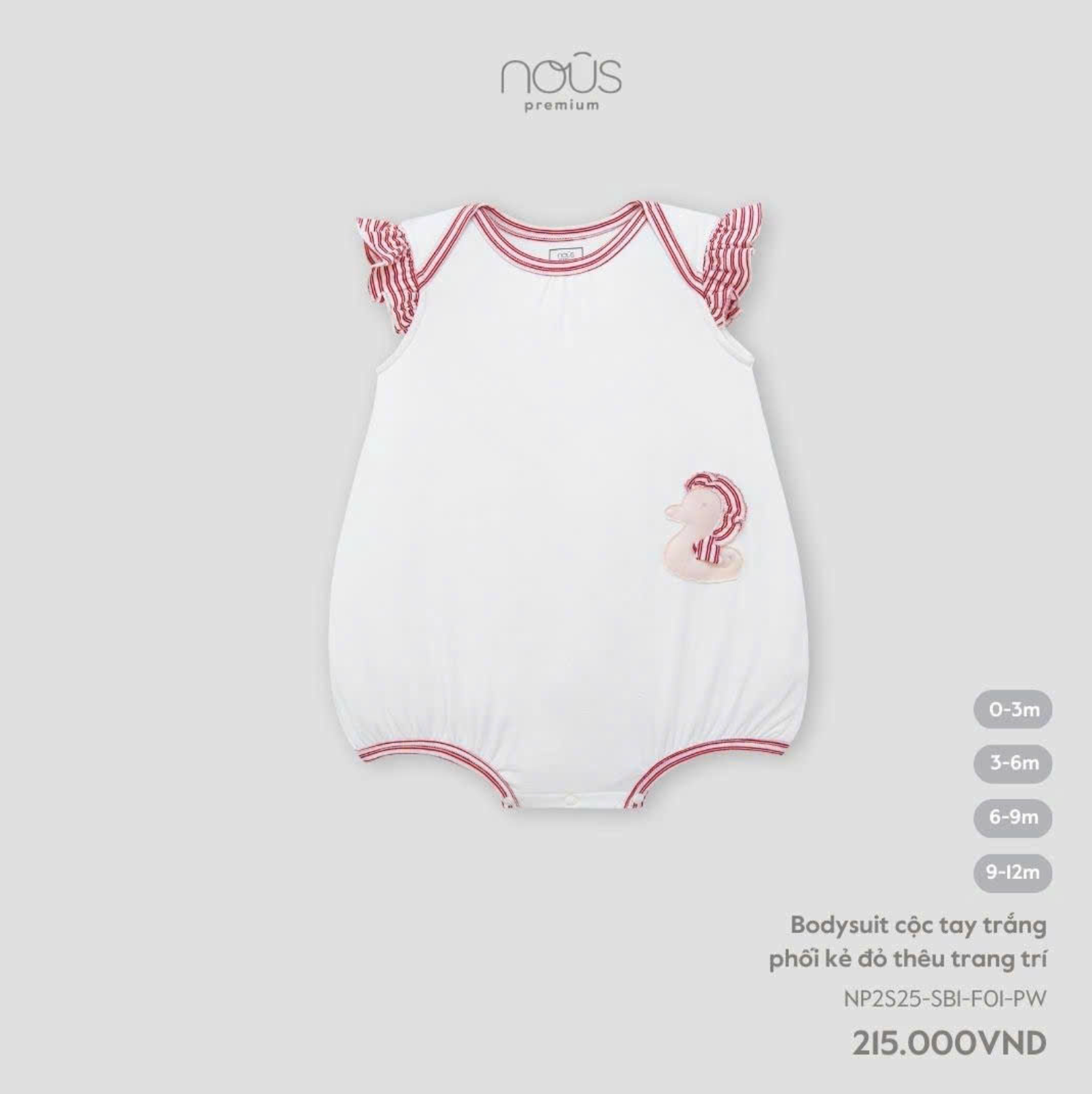  NOUS - Bodysuit cộc tay trắng phối kẻ đỏ thêu trang trí 