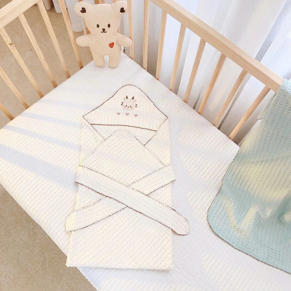  Ủ Choàng Thêu Vải Waffle Monona ( 80 x 80 ) 