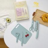  Bộ Dao Thớt Mumbebe ( 5 Chi Tiết ) 