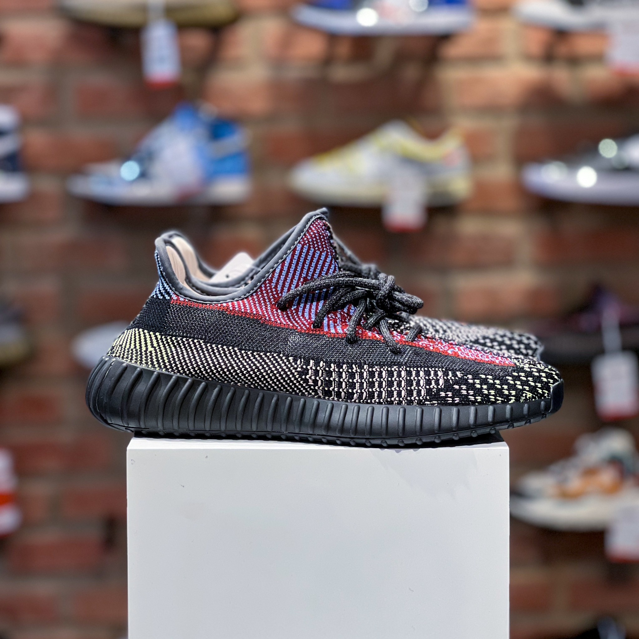 Giày Adidas Yeezy Yecheil Precio Top Yeezy 350 V2 Yechiel Store