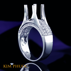 Ring ADM679