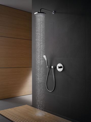 Mặt nạ điều khiển nhiệt độ và chuyển hướng sen âm tường 389120538