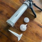  Súng bắn keo Silicon Thân nhôm 