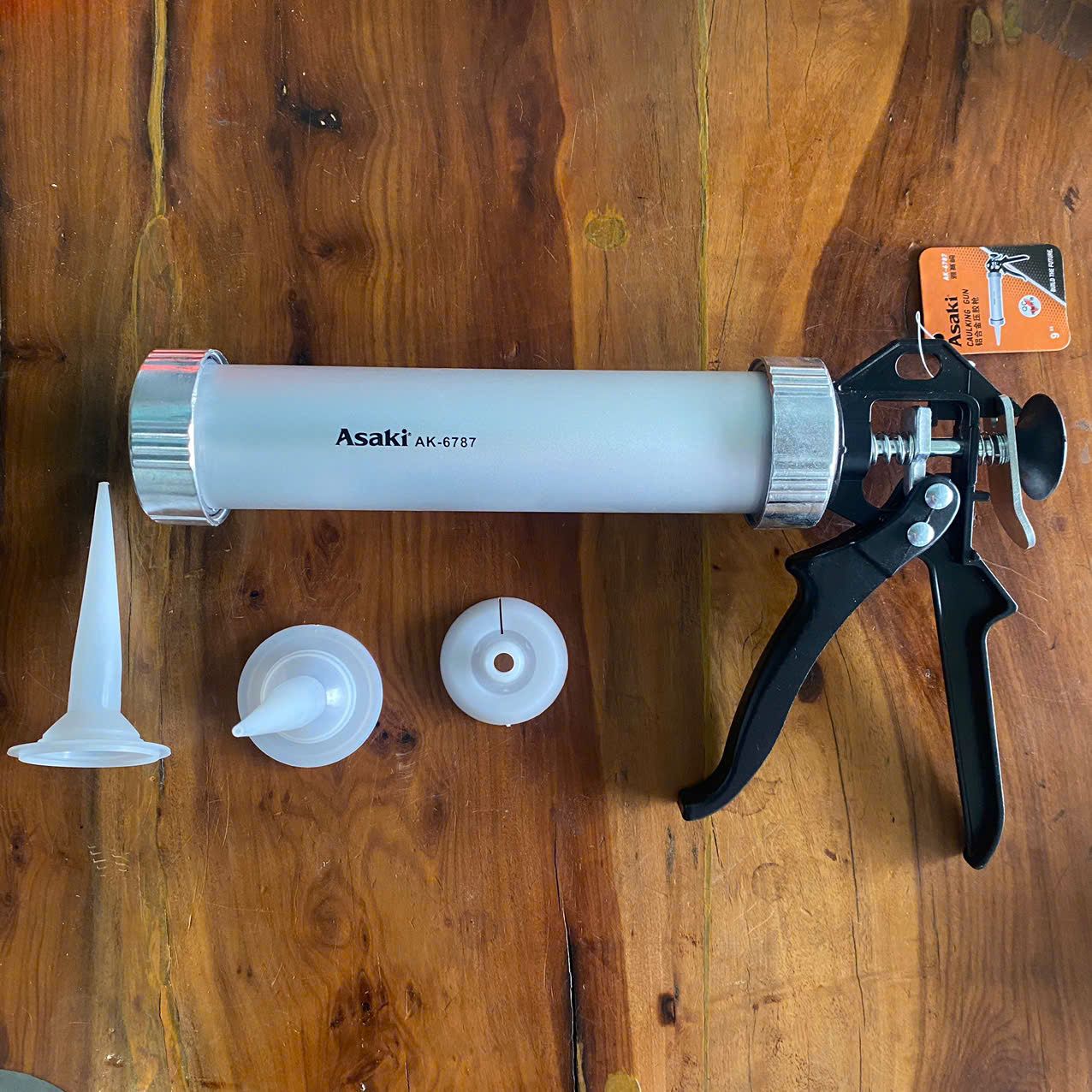  Súng bắn keo Silicon Thân nhôm 