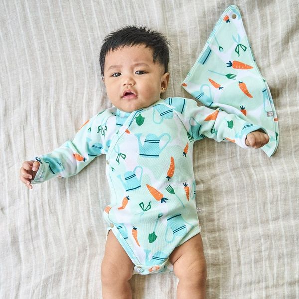  Bodysuit cho bé họa tiết cà rốt 