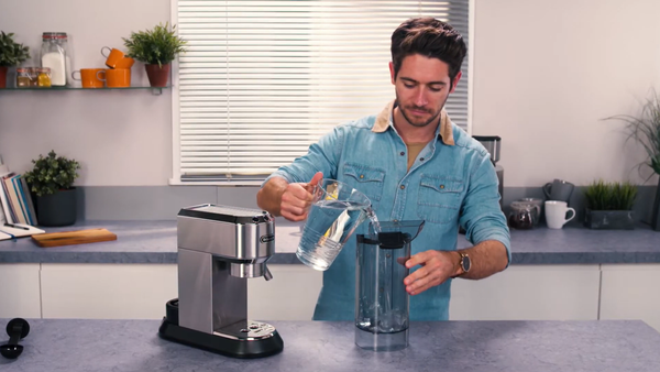 Bình nước máy pha cà phê Delonghi