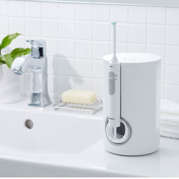 Máy tăm nước Panasonic EW1613W451