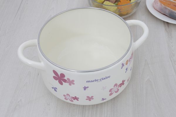 Nồi thép Nippon tráng men 22 cm Fujihoro MCPV-22DW