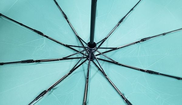 Dù tự động 10 nan cứng cáp, chống tia UV