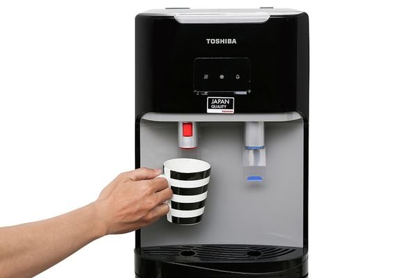 MÁY NƯỚC NÓNG LẠNH TOSHIBA RWF-W1830BV