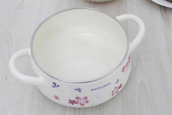 Nồi thép Nippon tráng men 20 cm Fujihoro MCPV-20W