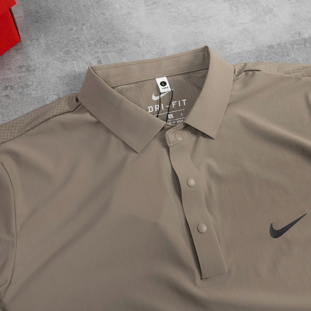 AC 25612 - NIKE - POLO