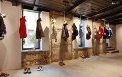 Thiết kế cửa hàng thời trang