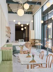 Tiệm cafe và Bánh