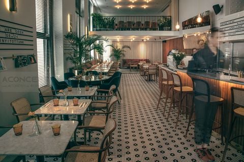 Nhà hàng phong cách hiện đại