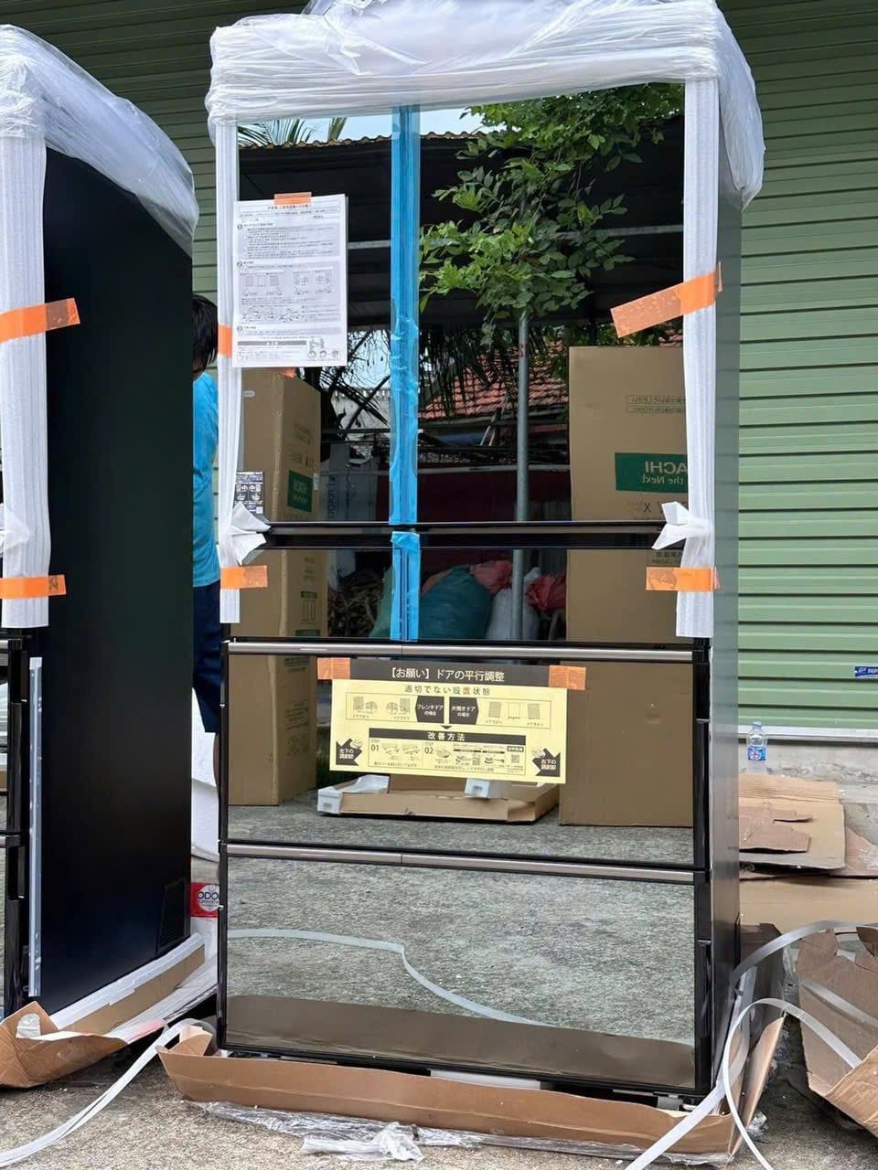 (New) Tủ lạnh Hitachi R-WXC74V-X 735L nội địa Nhật