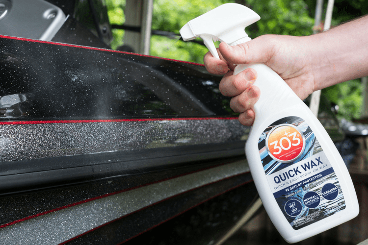  303® Marine Quick Wax -  Sáp dung dịch phủ bóng, bảo vệ, chống bám nước cho sơn kính, mâm, crom 