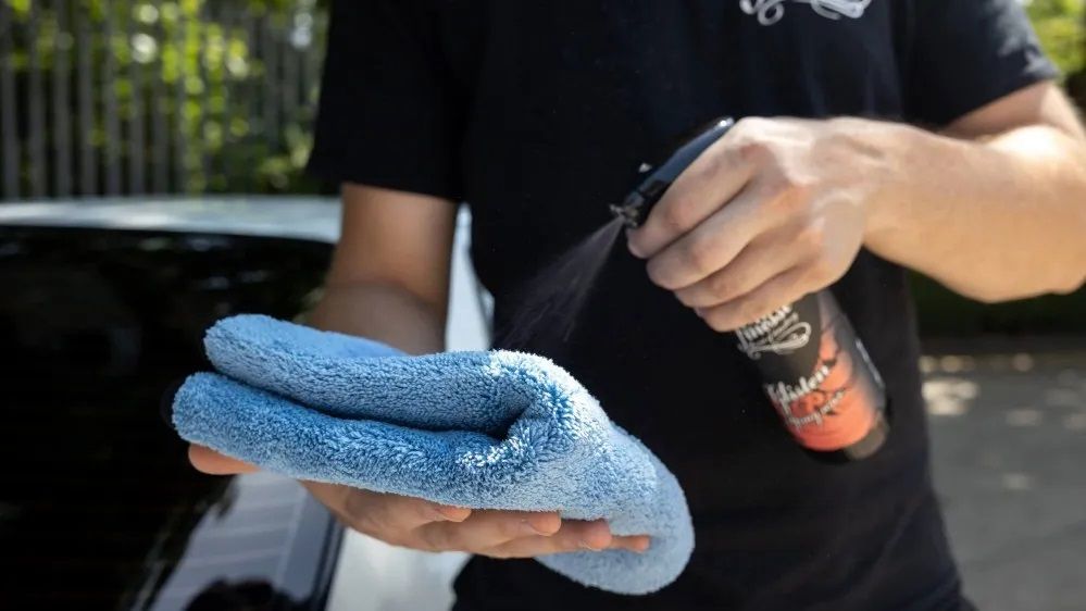  Khăn mềm lau các chất sáp và cặn chất đánh bóng - Ultra Plush Microfiber Cloth 