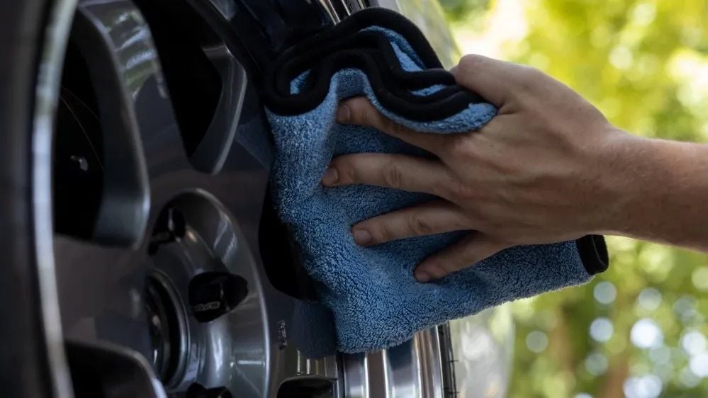 Khăn mềm lau các chất sáp và cặn chất đánh bóng - Ultra Plush Microfiber Cloth 
