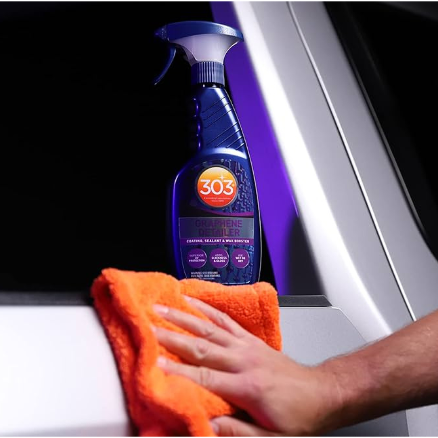  303 Graphene Detailer - Phủ bóng và bảo vệ sơn - Chống nhòe cho kính lái, kính hông và gương chiếu hậu cho tầm nhìn tốt khi lái xe dưới mưa 