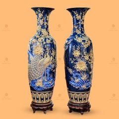 Lộc Bình Công Đào Men Xanh Coban Đắp Nổi Vẽ Vàng