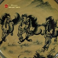 Đĩa Trưng Bày Mã Đáo Thành Công