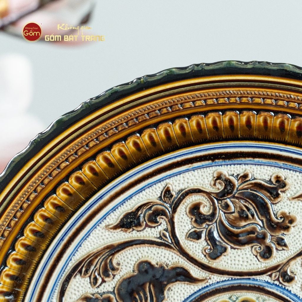 Đĩa Trưng Bày Đắp Nổi Hoa Dây Leo