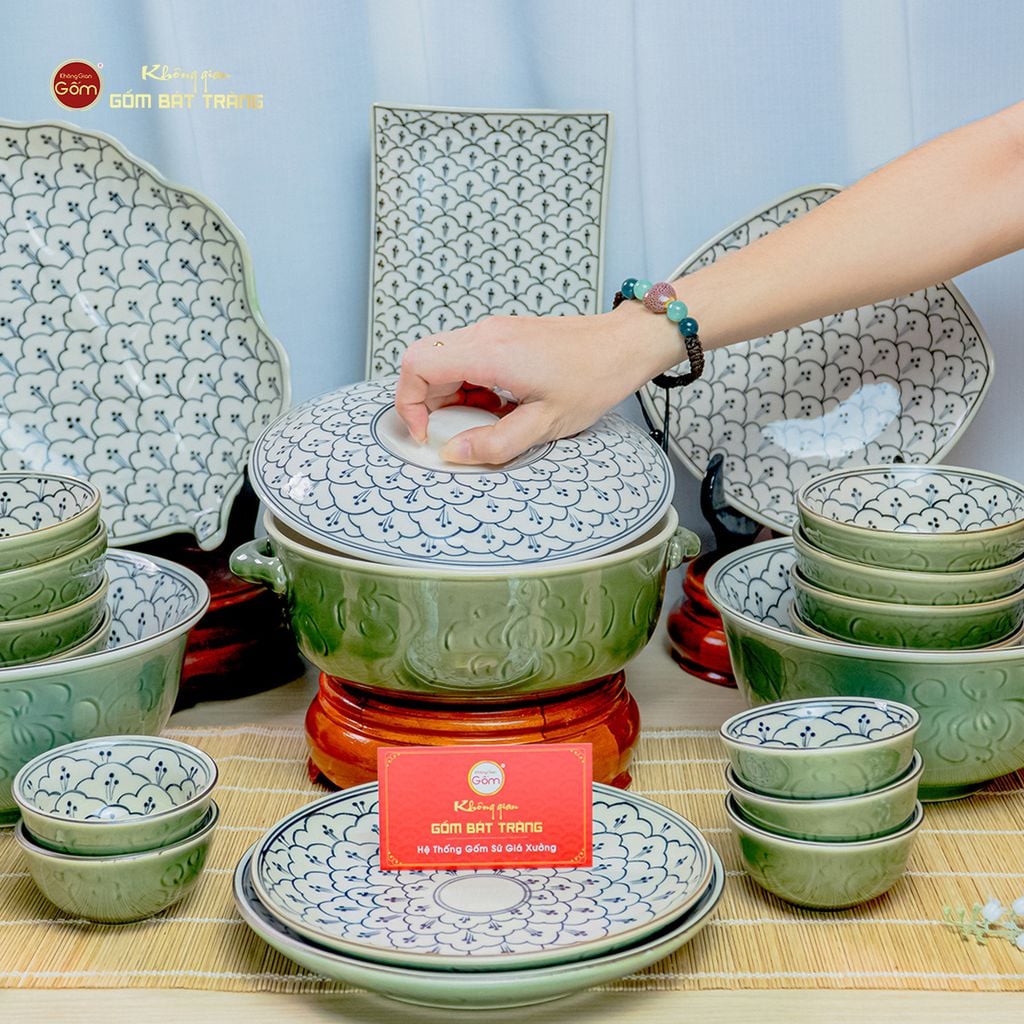 Bộ Bát Đĩa Bát Tràng Men Xanh Ngọc Vẽ Bèo