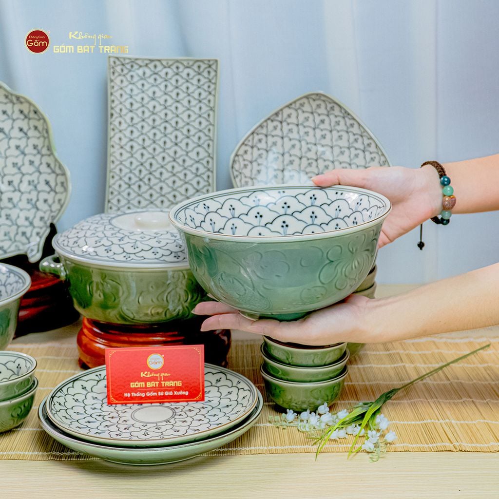 Bộ Bát Đĩa Bát Tràng Men Xanh Ngọc Vẽ Bèo