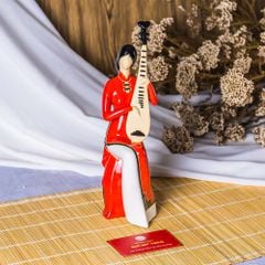 Tượng Cô Gái Việt Nam Đánh Đàn